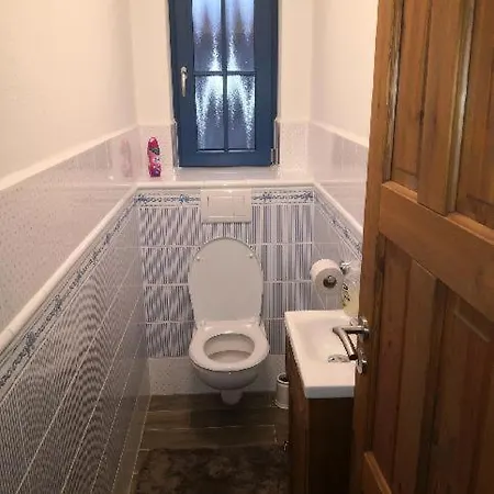 Pod Dubem , Hlinov , Novohradské Hory , Prázdninový dům