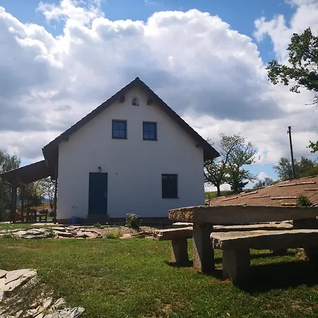 Pod Dubem , Hlinov , Novohradské Hory , *